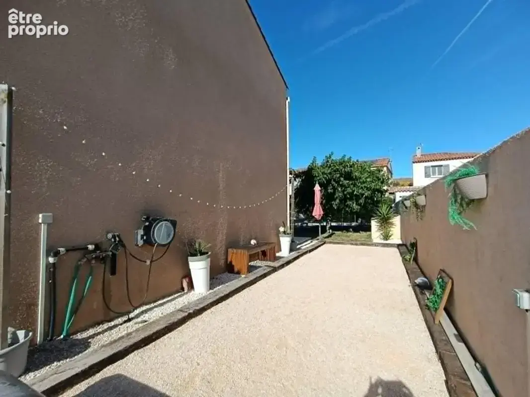 Maison istres  95 m2 piscine ,jardin et garage - photo 6