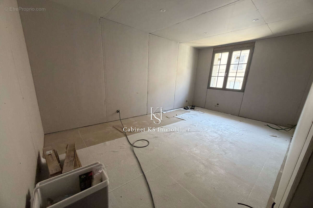 Maison 120 m² à Brue-Auriac  - photo 4