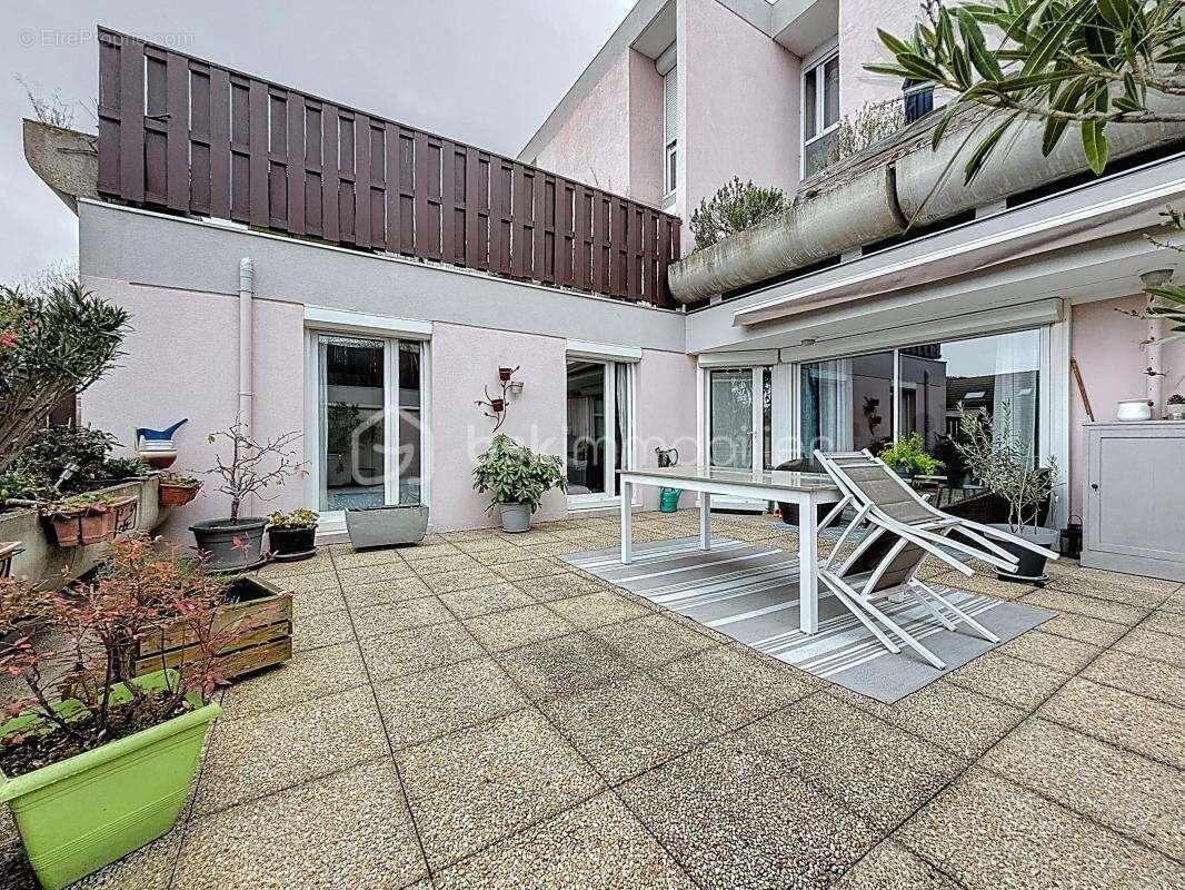 Appartement à TAVERNY