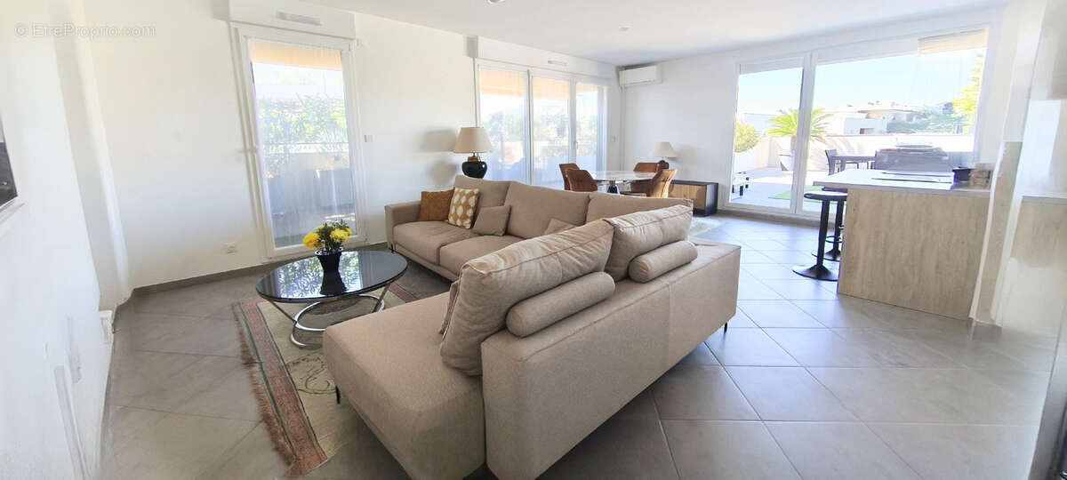 Appartement à FREJUS