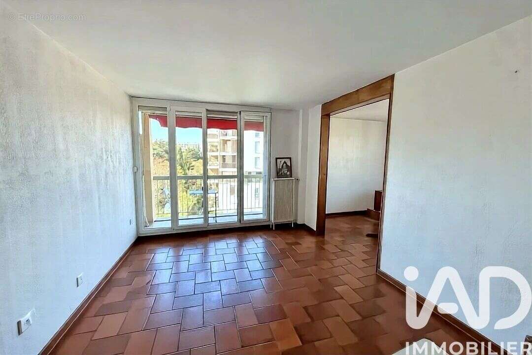 Photo 3 - Appartement à MARSEILLE-10E