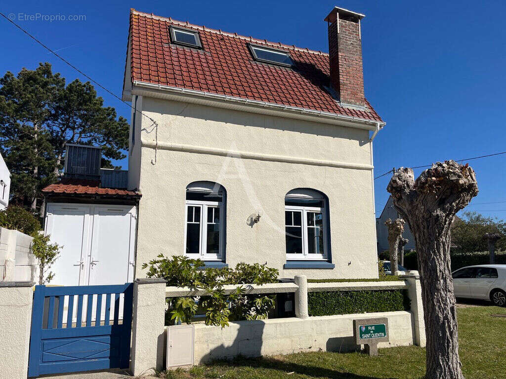 Maison à CUCQ