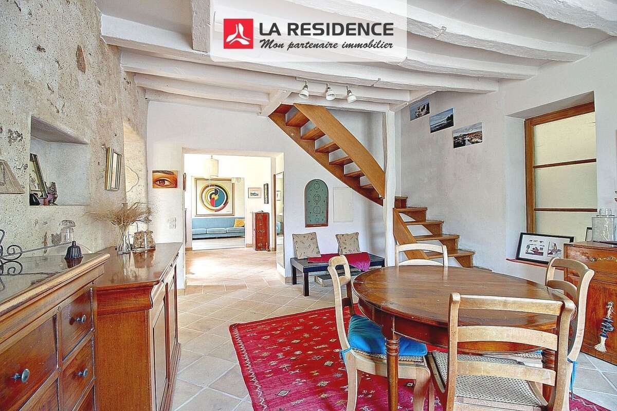 Maison 195 m² à Orgeval  - photo 3