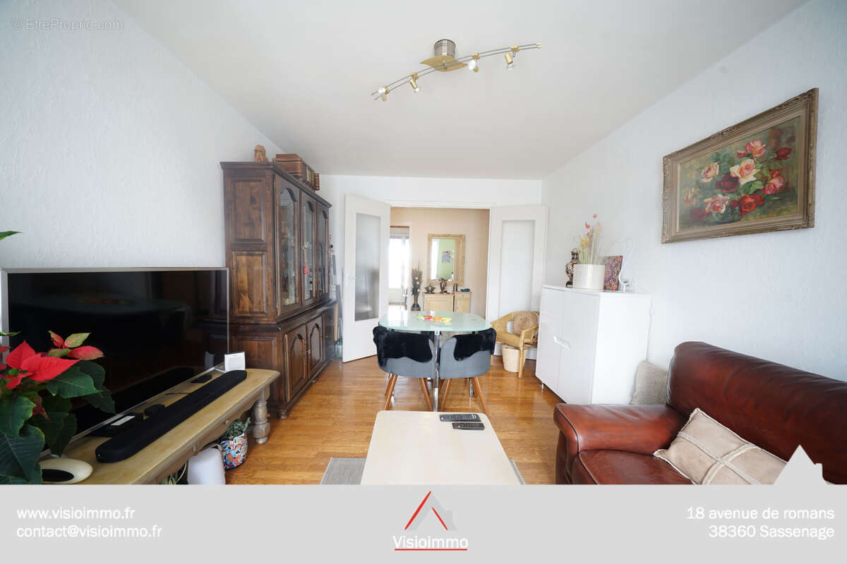 Appartement à FONTAINE