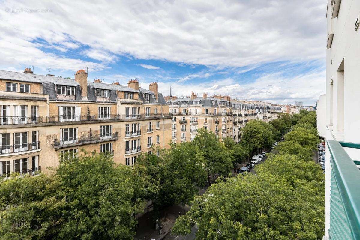 Paris 16e - T1 bis avec balcon, vue dégagée, cave, parking 34 m² - photo 7