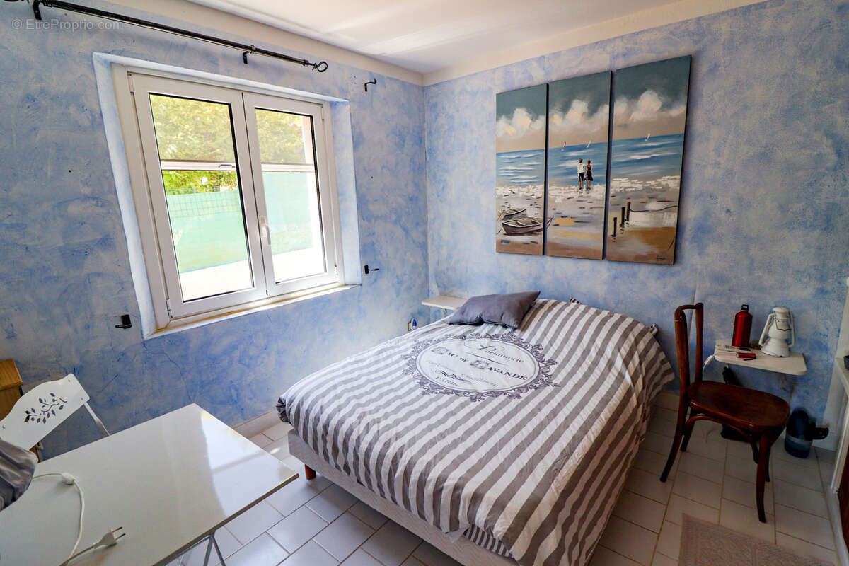 Flayosc exclusivite villa 136m2 3 chambres sur terrain 900m2 avec piscine - photo 26