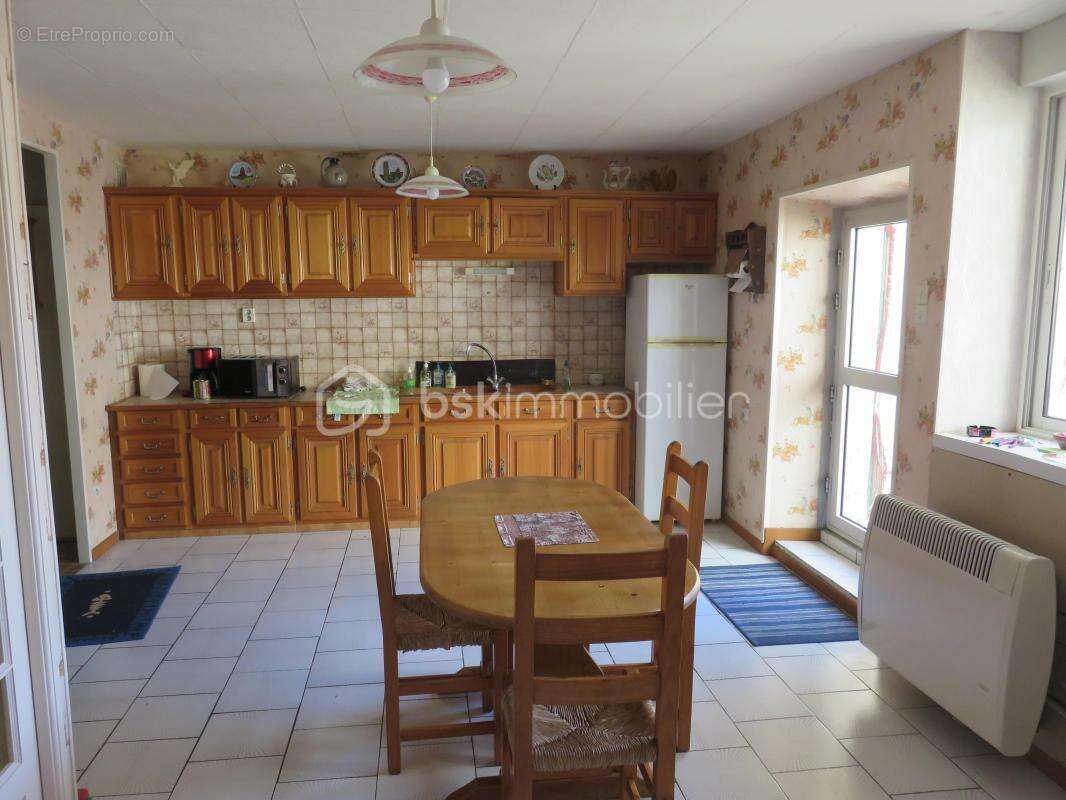 Maison à LEZIGNAN-CORBIERES