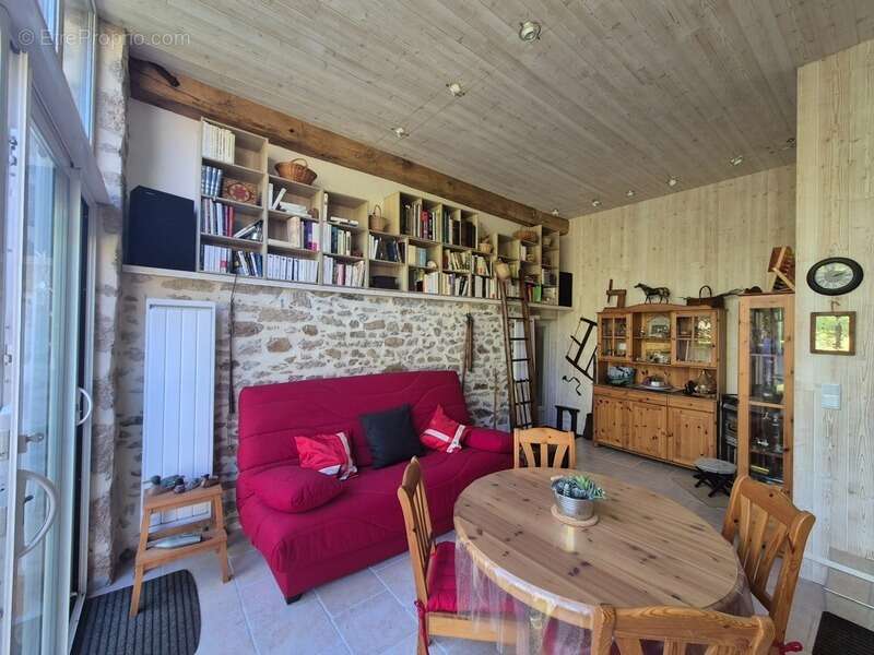 Maison à AIGURANDE