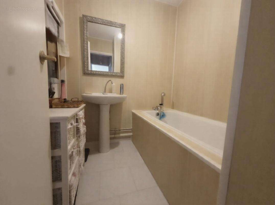 Appartement à VILLABE