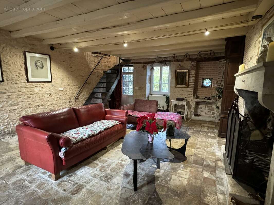 Maison à CIVAUX