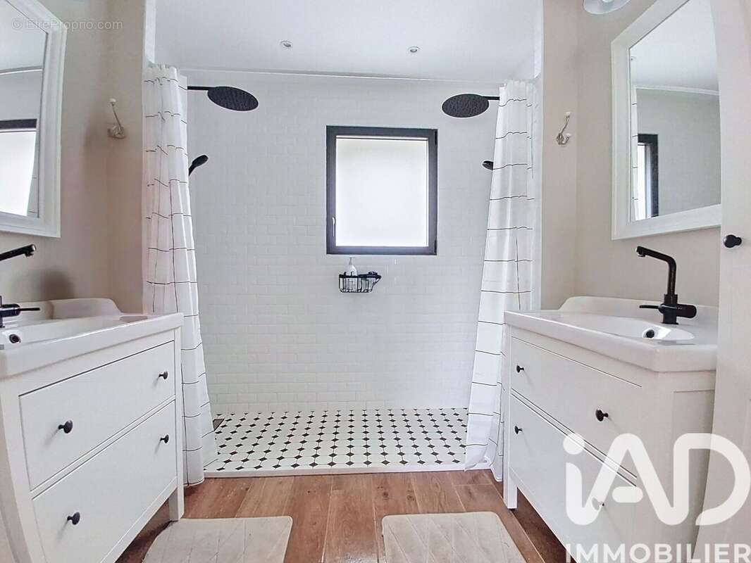 Photo 7 - Maison à TINTENIAC