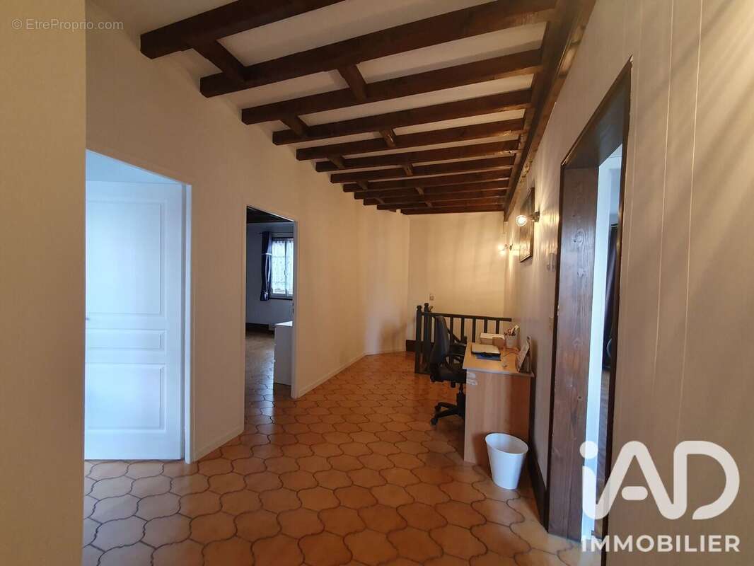 Maison 110 m² à Bethisy-Saint-Pierre  - photo 9