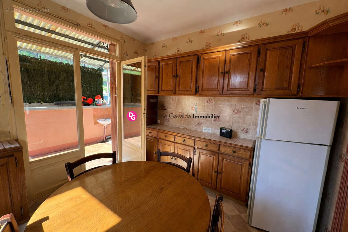 Maison à DECAZEVILLE