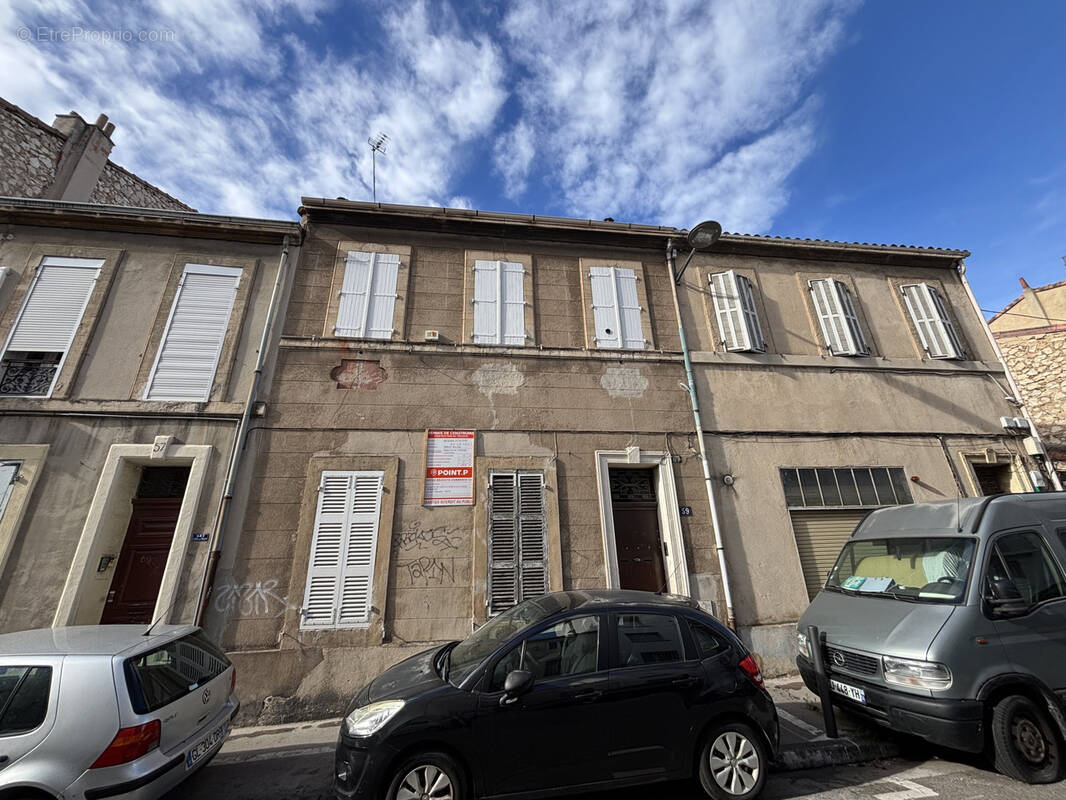 Appartement à MARSEILLE-3E