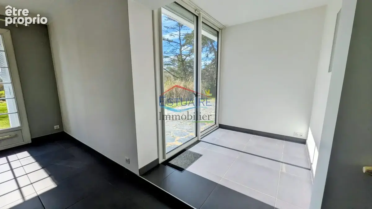 Maison 141 m² à Coueron  - photo 4