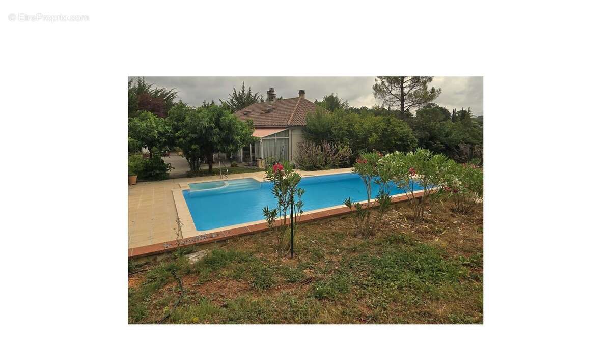 Maison à PAVIE