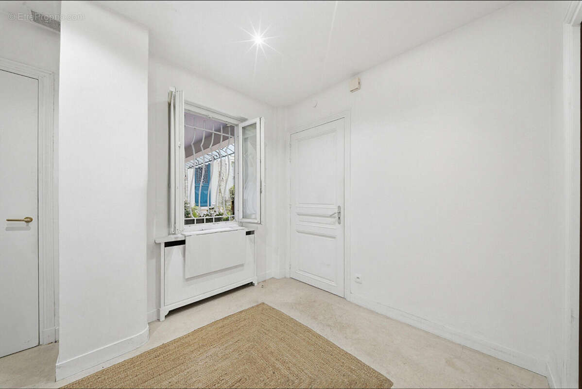 Paris 15e - saint charles - photo 11