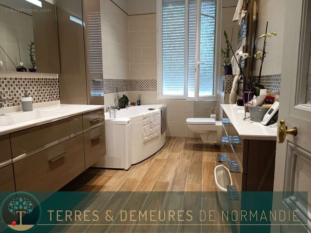 En vente belle Maison de Maître proche Pont-Audemer (27500) sur un terrain de 9600m² avec dépendances - photo 13