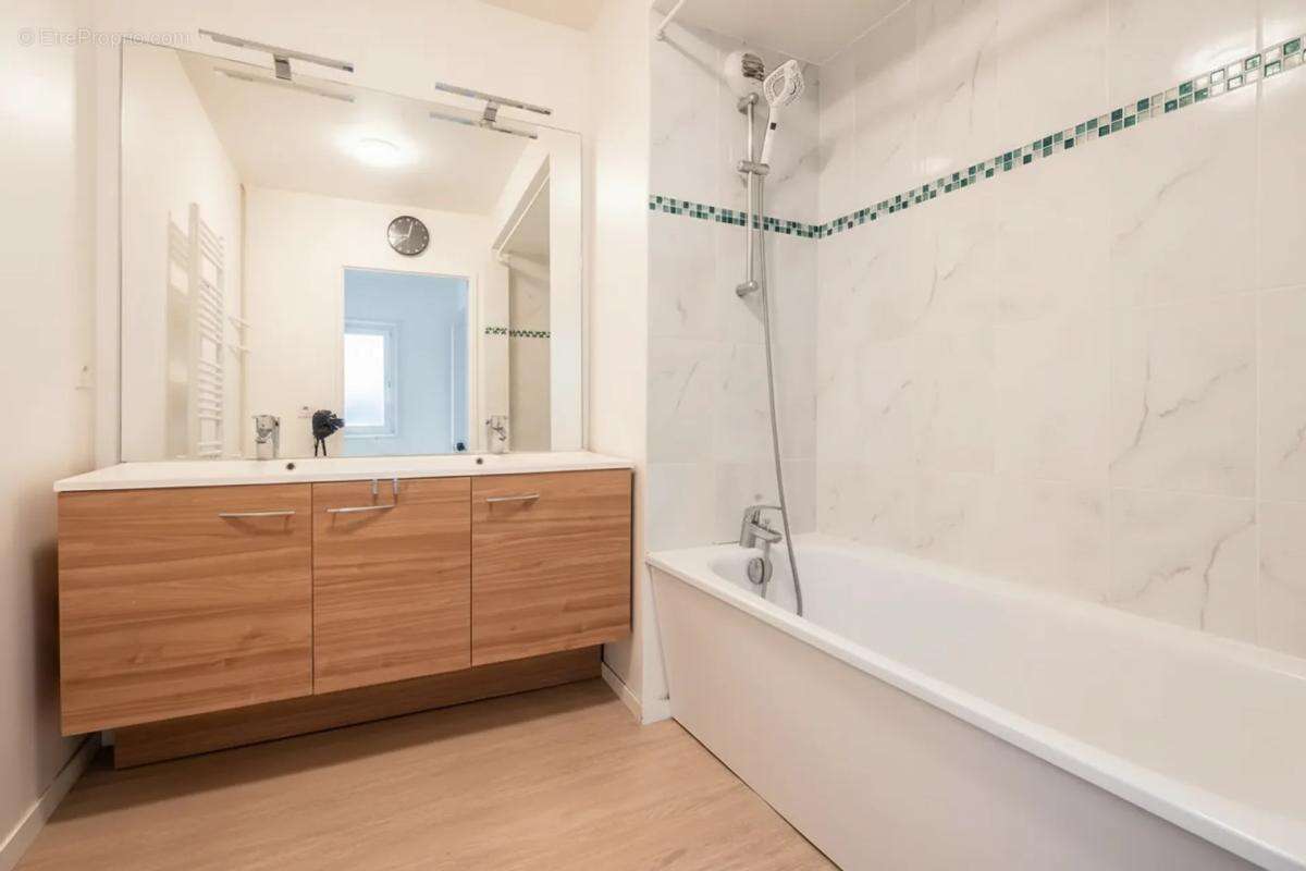 Appartement à BONDY