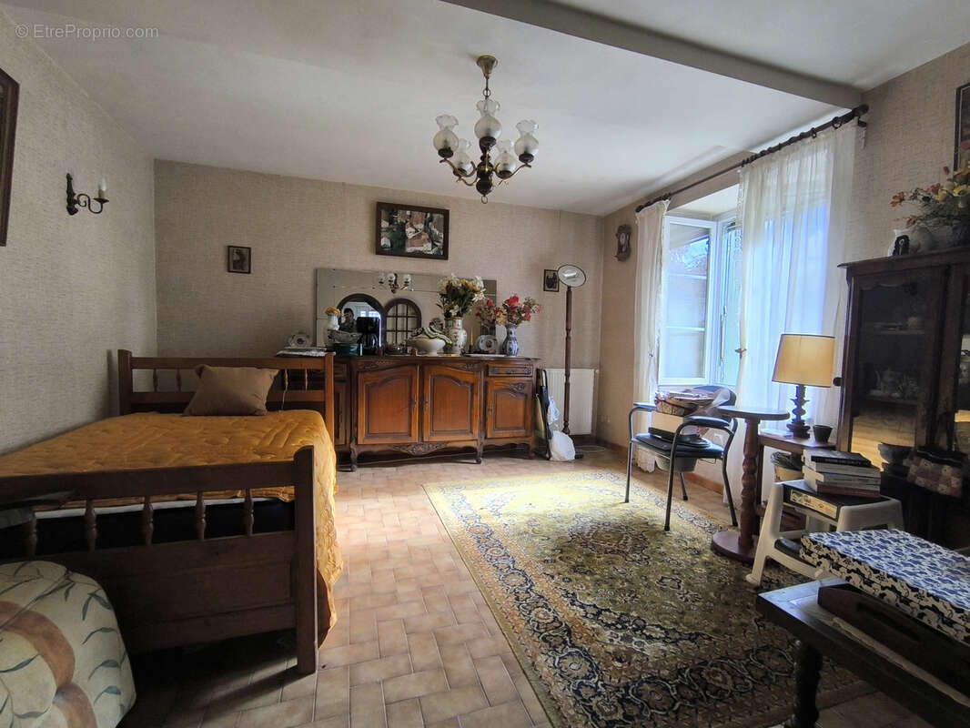 Maison à GRAND-BRASSAC