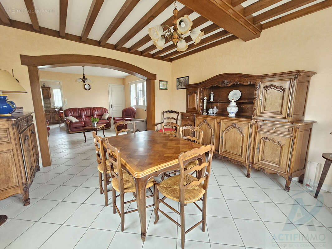 Pavillon sur sous-col complet - photo 3