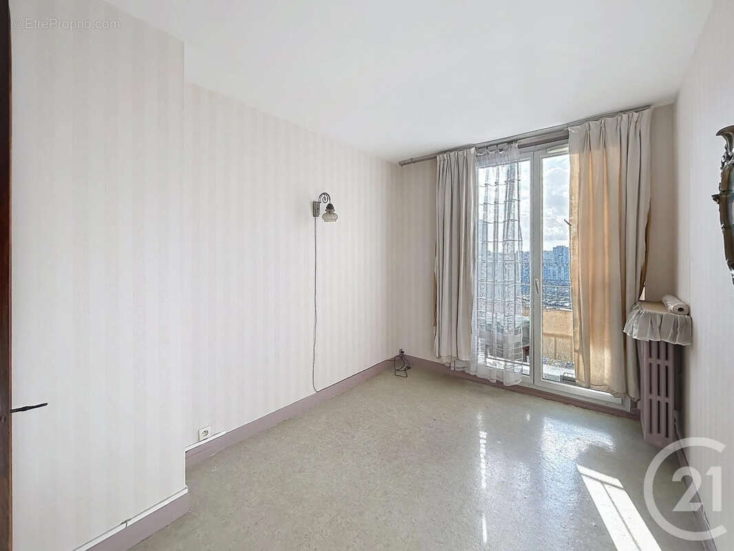 Appartement à GARGES-LES-GONESSE