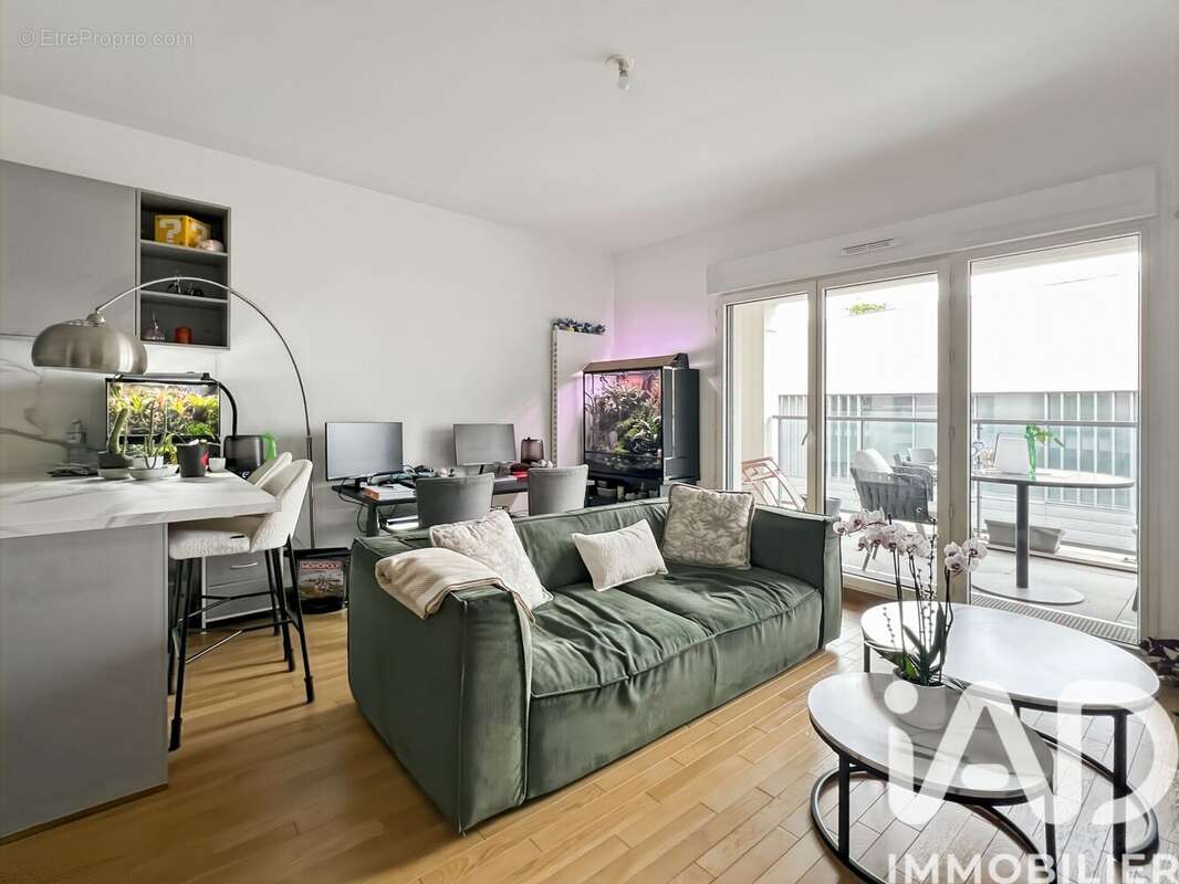 Photo 2 - Appartement à SAINT-MAUR-DES-FOSSES