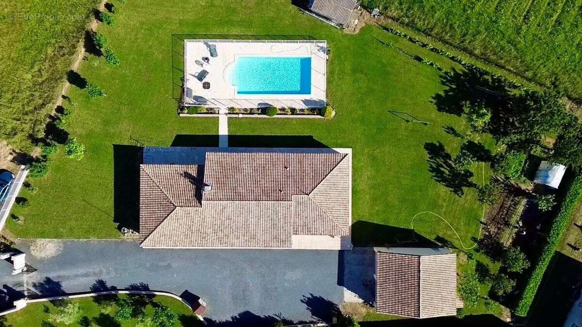 Photo 2 - Maison à BIAS