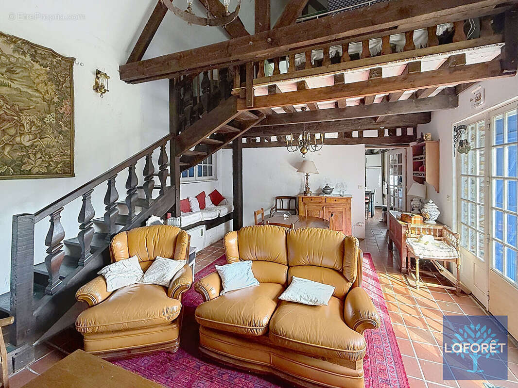 Maison à BERNAY