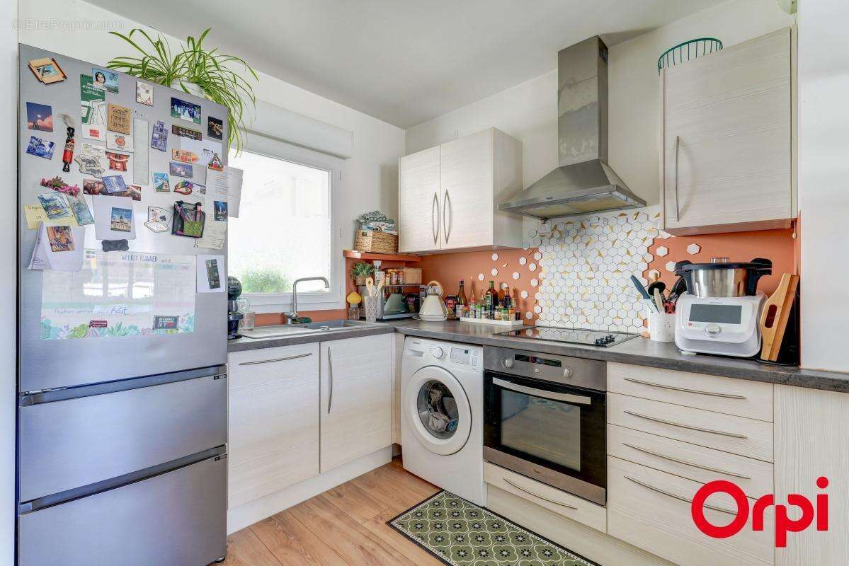 Appartement à LYON-9E