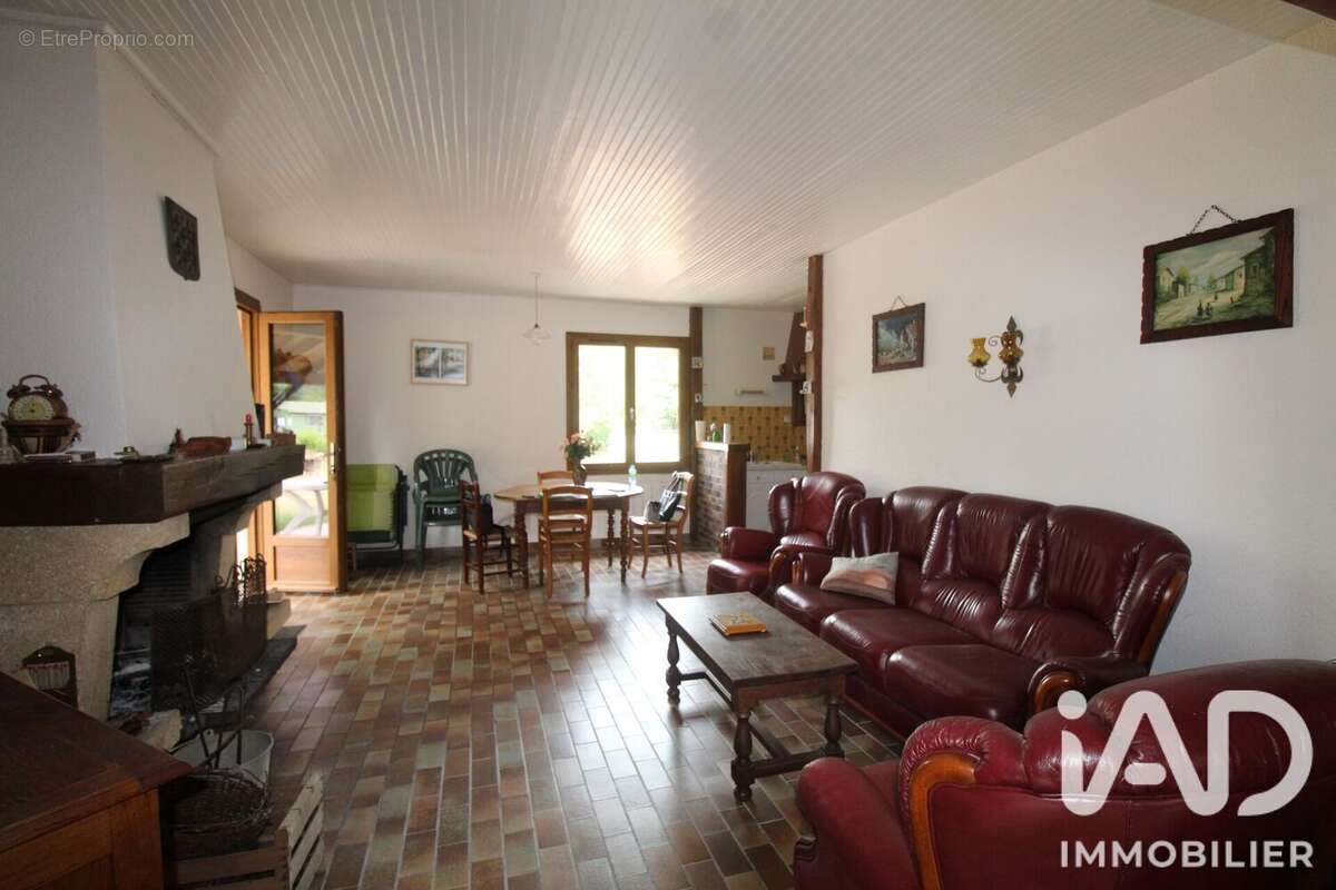 Maison 107 m² à Saint-Gervais-En-Belin  - photo 6