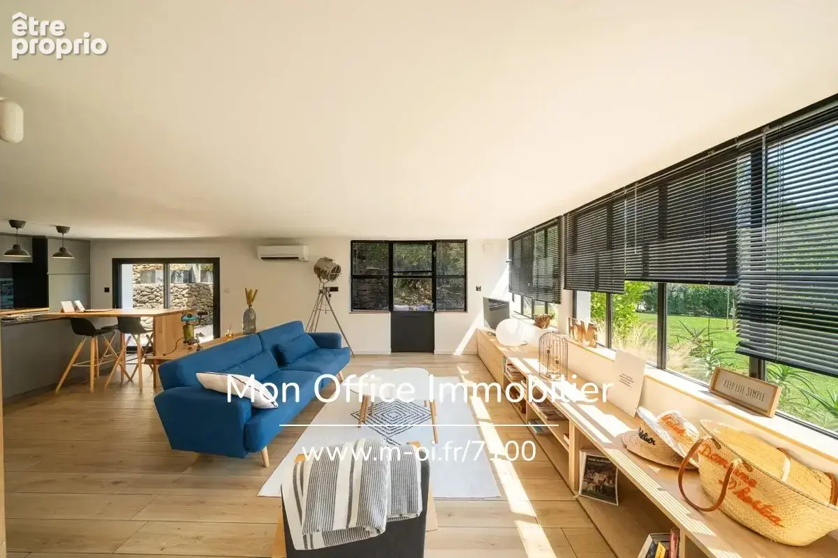 Référence : 7295-NGU - Maison 9 pièces - Piscine - village à pied - calme - 276m2 - photo 19