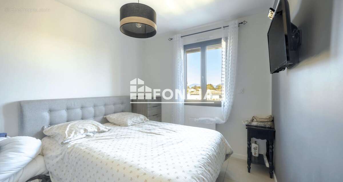 Entraigues-sur-la-Sorgue – Maison contemporaine 2021 type 5 avec piscine et jardin 300 m² - photo 6