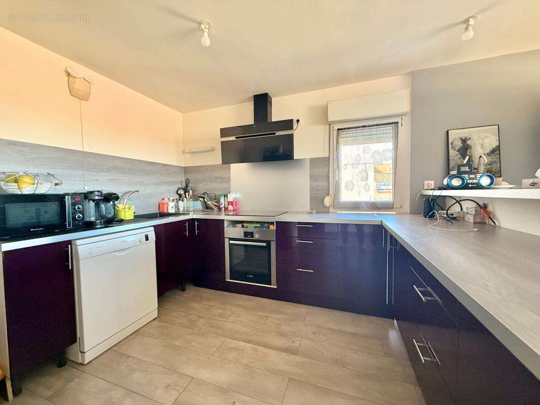 Appartement à GENLIS