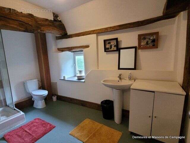 Maison à SAINT-CYR-DU-BAILLEUL