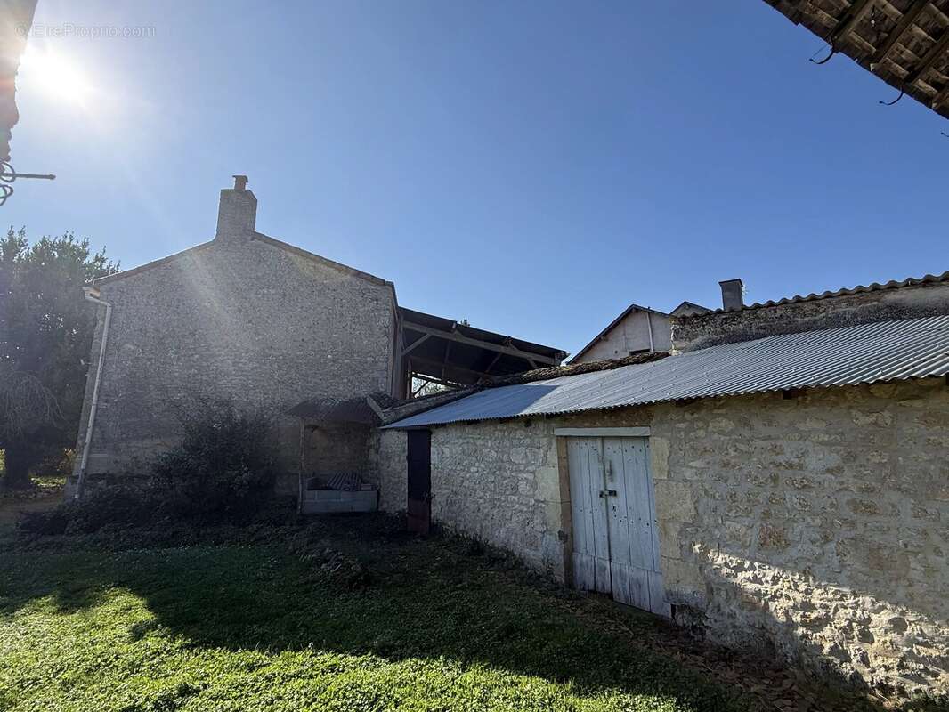 Maison à MARNES