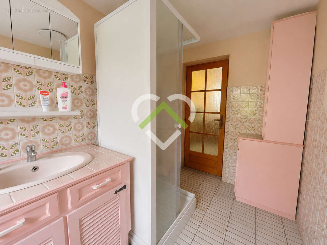 Maison à vendre Lille FIVES / HELLEMMES située sur une charmante placette au calme - photo 8
