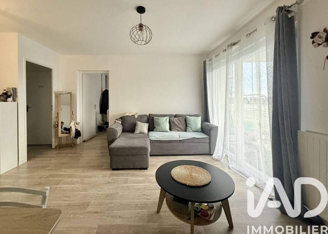 Photo 1 - Appartement à SENE