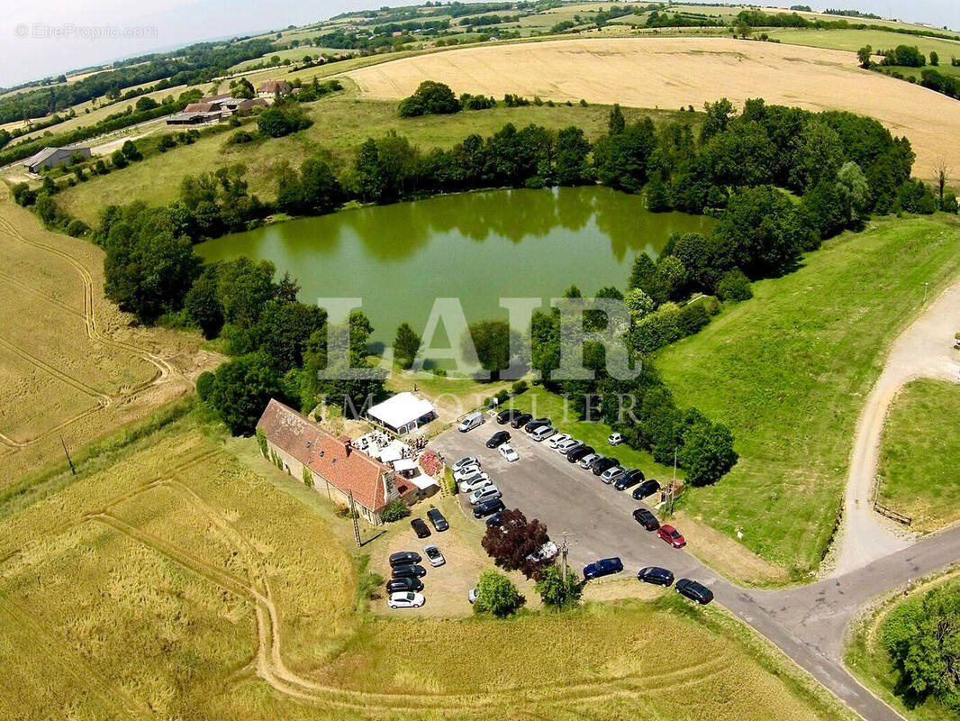 Commerce à MORTAGNE-AU-PERCHE