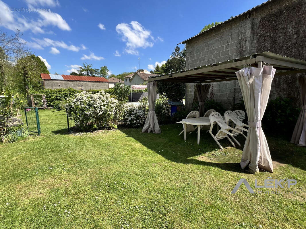 Maison à CERIZAY