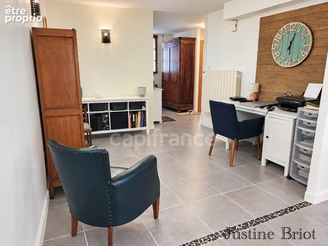 Maison de ville 123 m² – Nevers – Cour & beaux volumes - photo 4