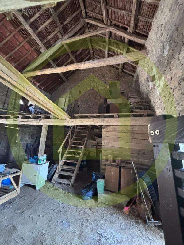 Maison à CHENERAILLES