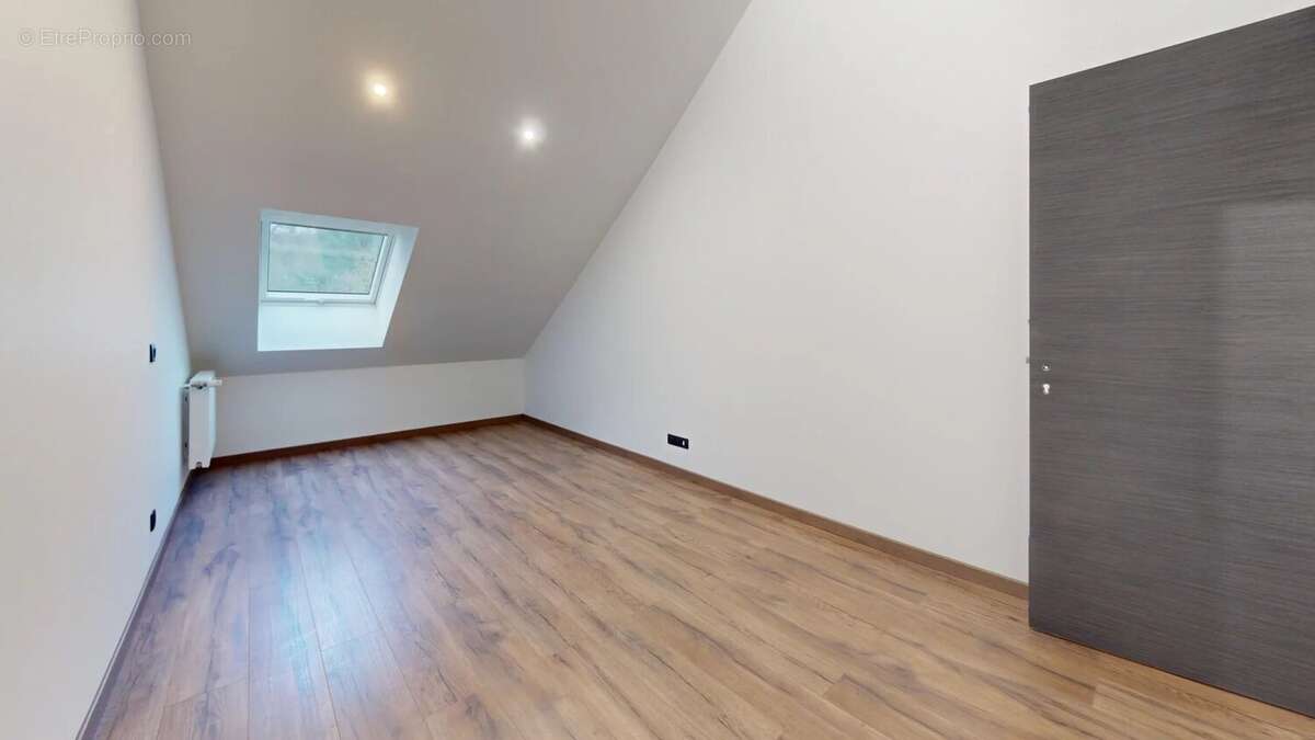 Maison à JOUARS-PONTCHARTRAIN