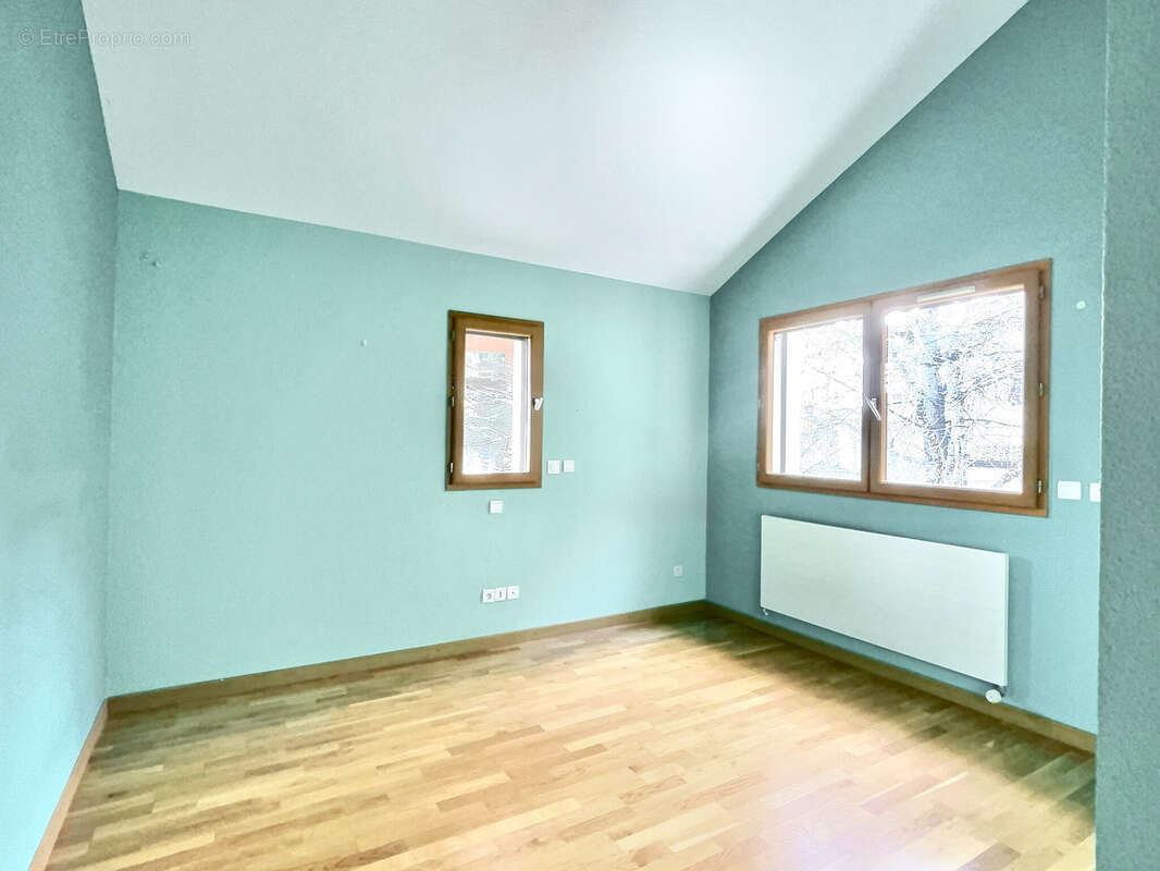 Maison à DIVONNE-LES-BAINS