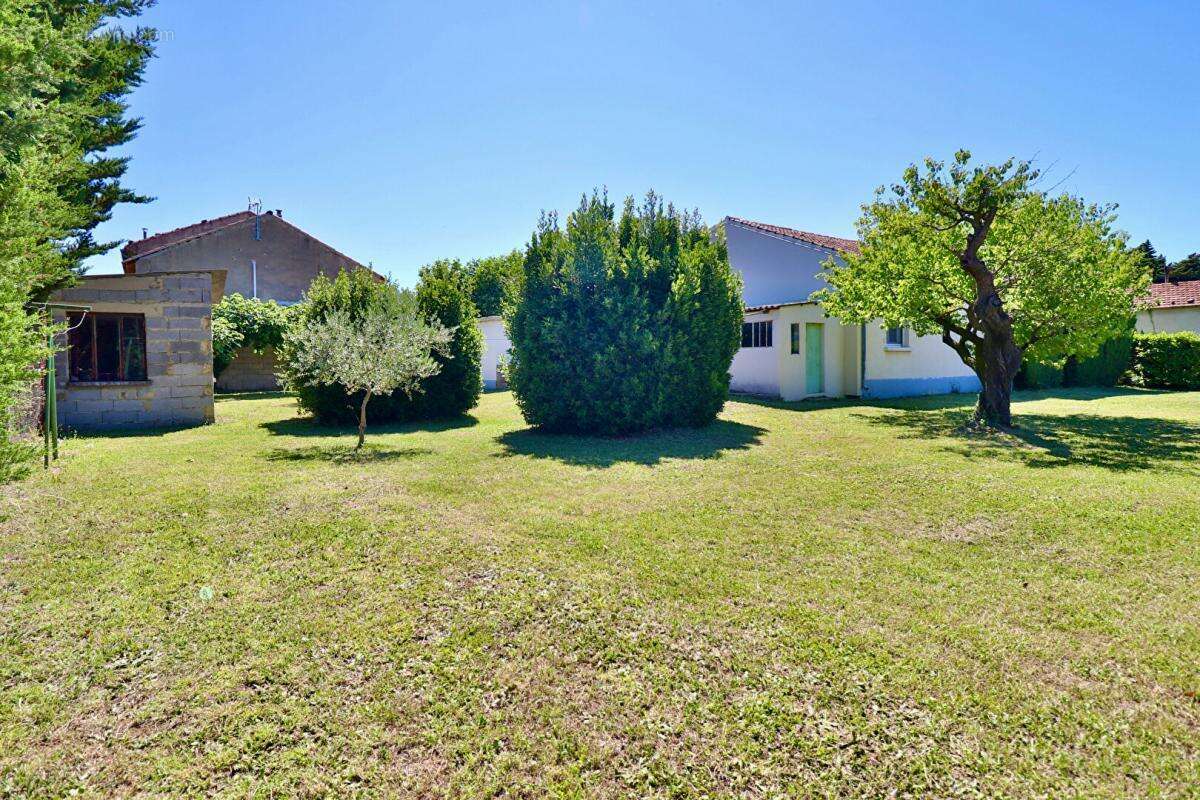 Maison à JONQUIERES