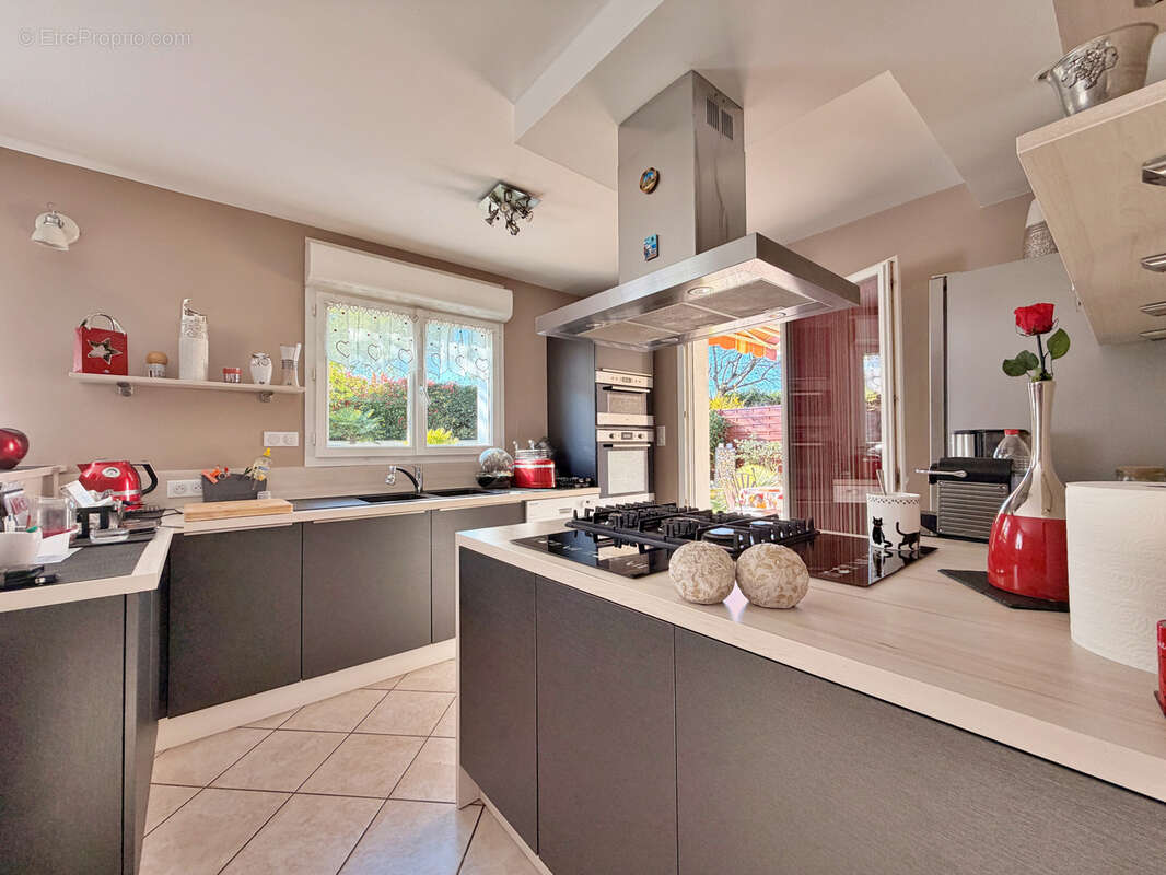 Maison à BOURGOIN-JALLIEU