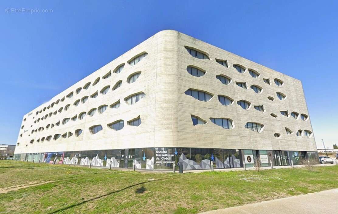 INVESTISSEMENT LOCATIF  MONTPELLIER  Résidence de tourisme Appart'City Confort Montpellier Millénaire  5,5 % de rentabilité - photo 11