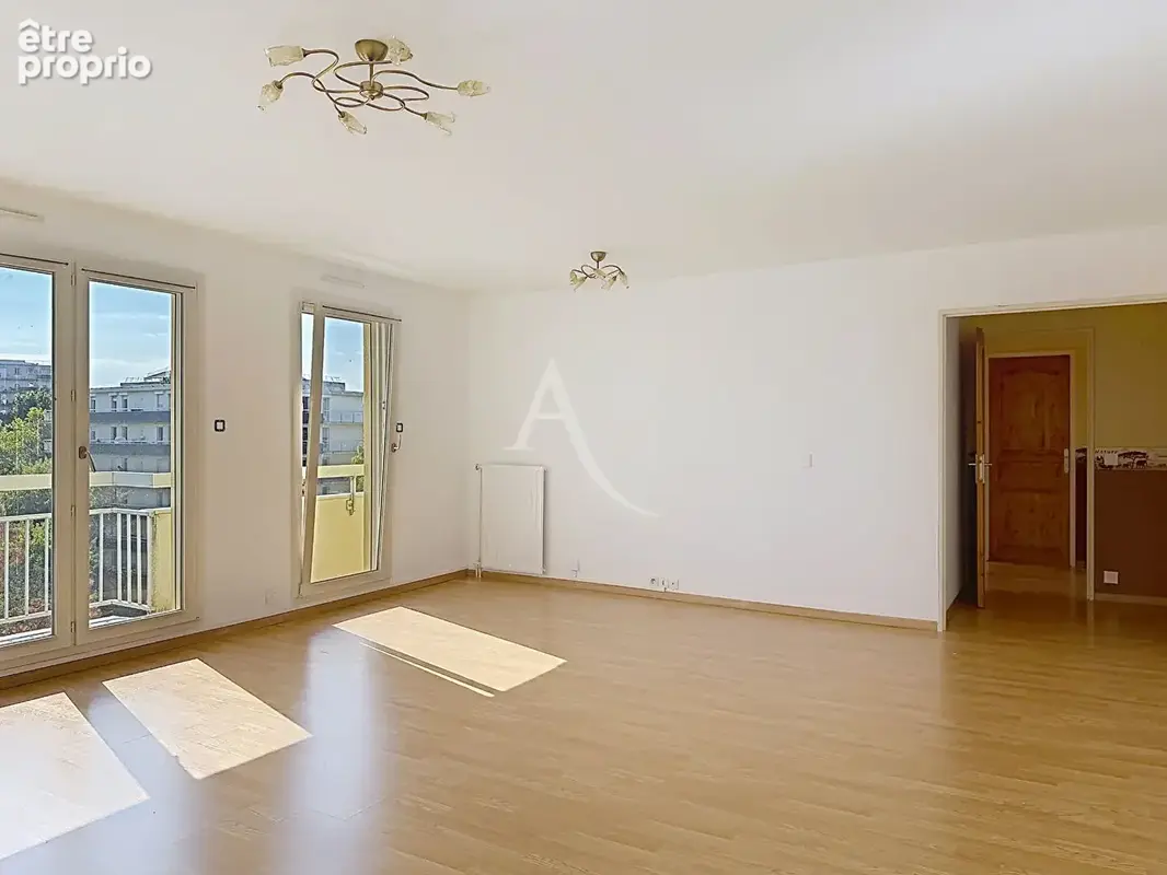 Appartement Angers 3 pièce(s) 76 m2 - photo 2