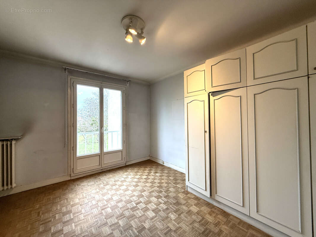 Appartement à DAMMARIE-LES-LYS