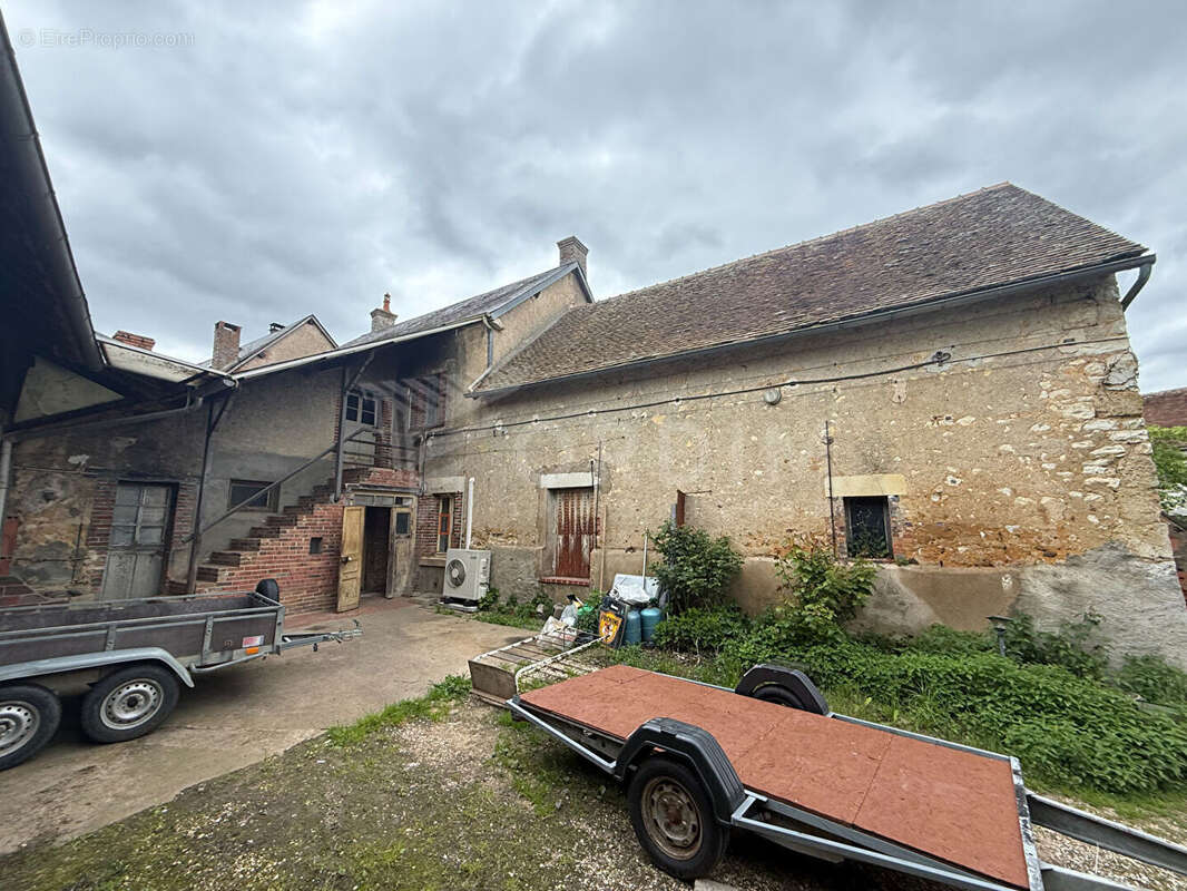 Maison à BITRY